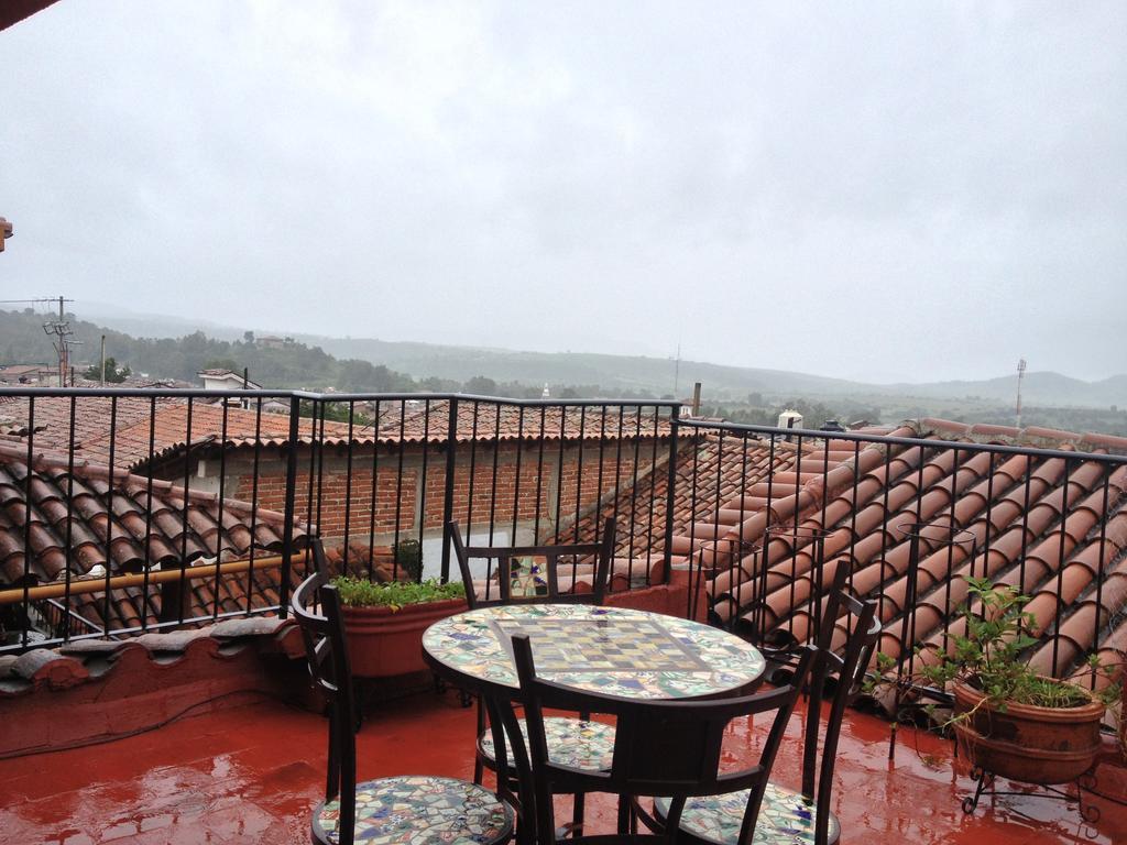 Hotel Meson Del Romero Tapalpa Room photo